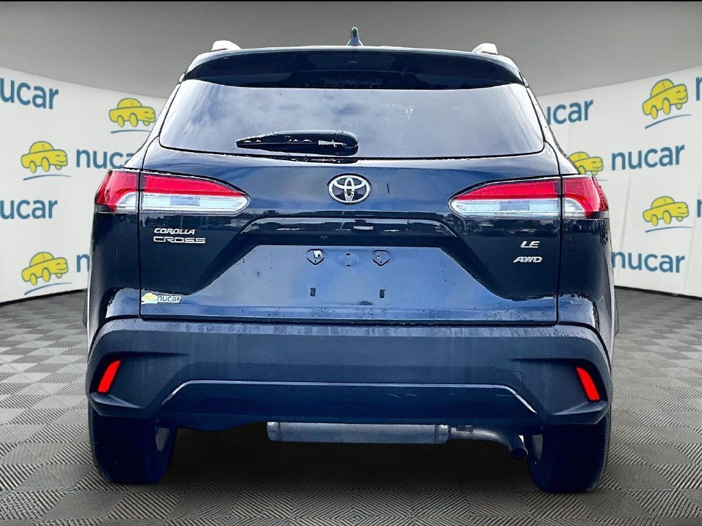 Used 2022 Black Toyota LE image 5
