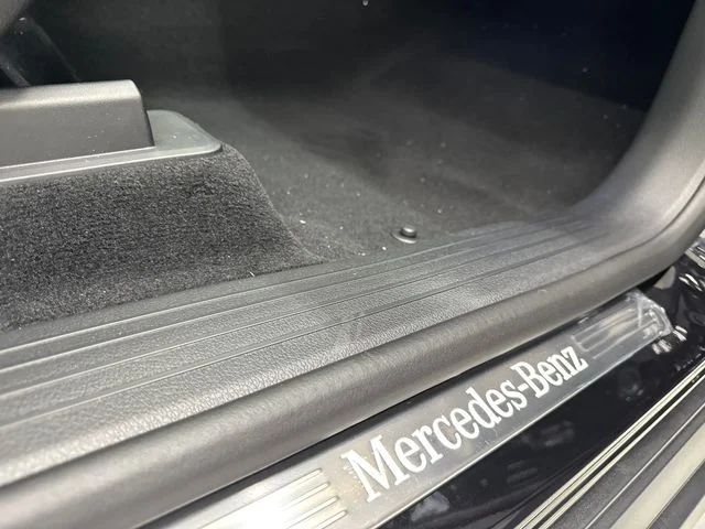 New 2026 Obsidian Black Metallic Mercedes-Benz GLE 350 image 35