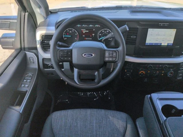 New 2026 Oxford White Ford F-250® XLT image 15