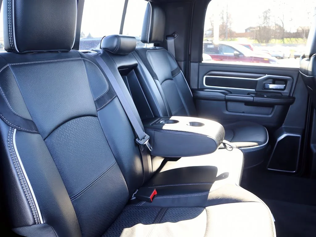 2025 RAM Ram 3500 Pickup Laramie - Photo 25