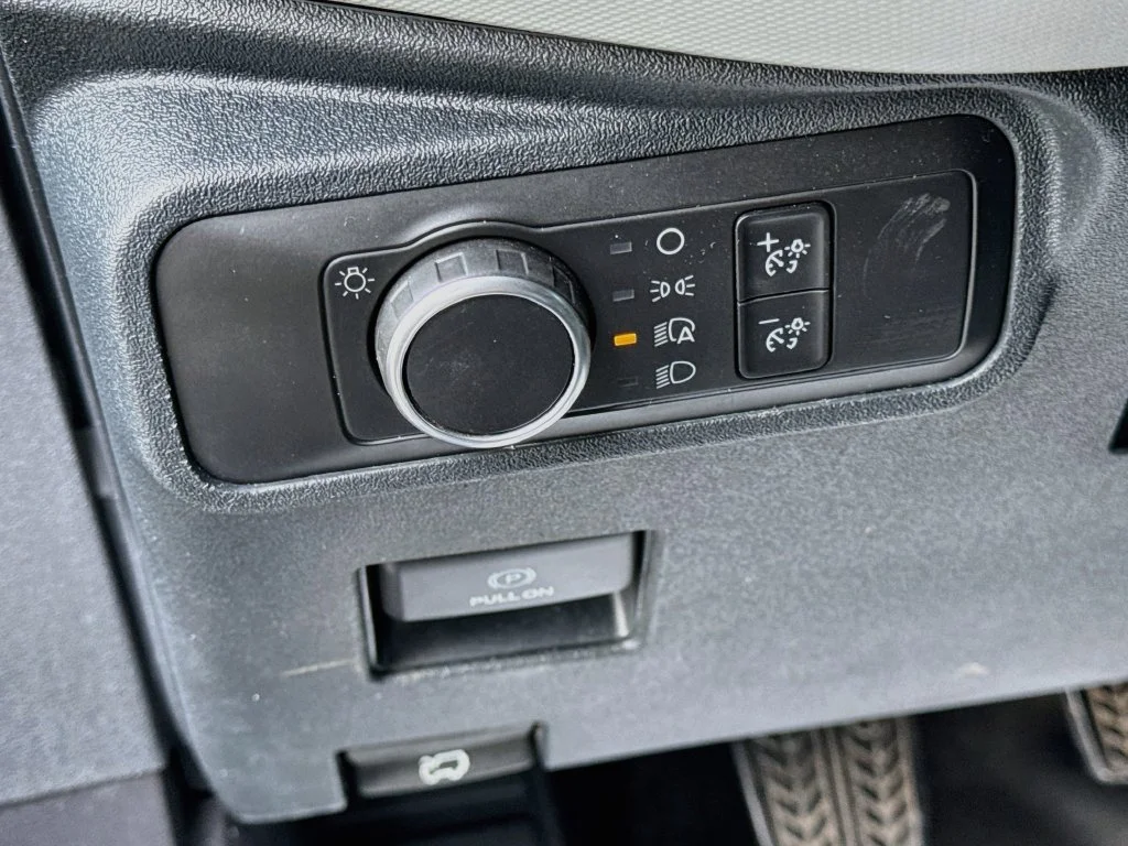 Used 2022 Gray Ford Badlands image 10