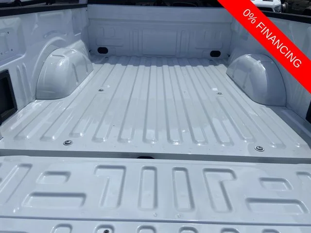 New 2026 Oxford White Ford XL image 8