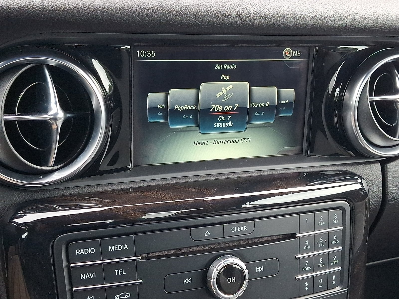 Used 2017 Brilliant Blue Metallic Mercedes-Benz  image 18