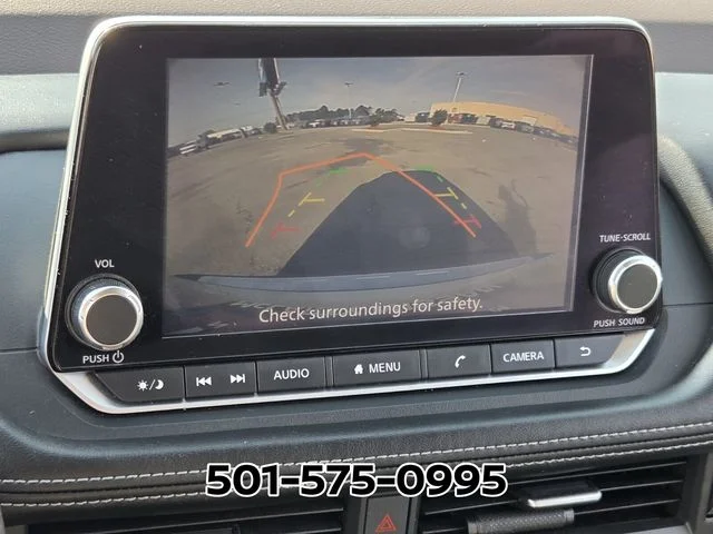Used 2023 Silver Nissan SV image 22