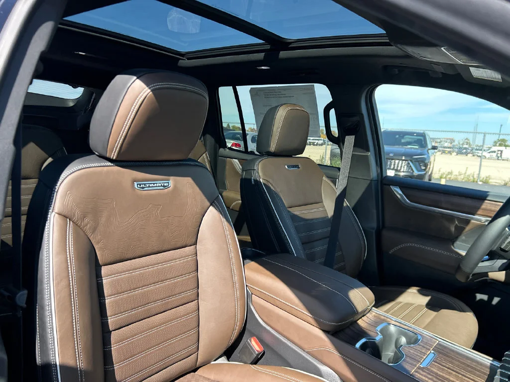 2027 GMC Acadia Denali Ultimate - Photo 37