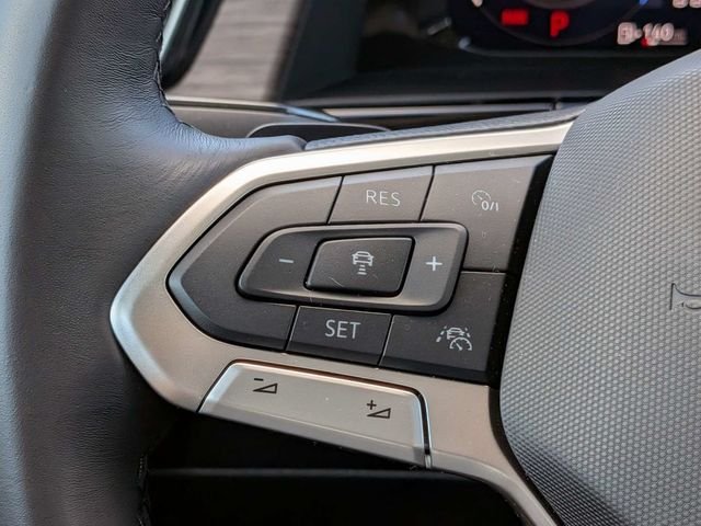 Used 2026 Black Volkswagen SEL Premium R-Line image 25