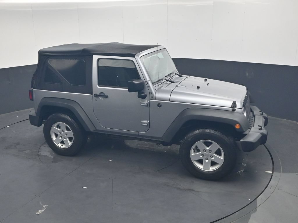 Used 2017 Silver Jeep Sport image 19