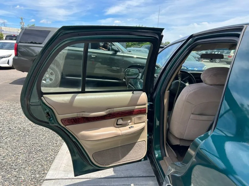 Used 2000 Green Mercury GS Sedan 4D image 28