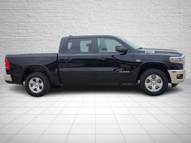New 2026 Diamond Black Crystal Pearl-Coat Exterior Paint RAM Big Horn/Lone Star image 5