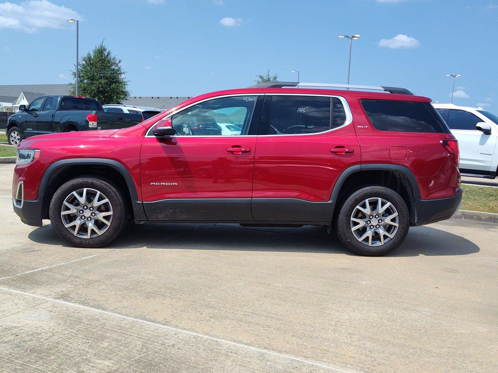 Used 2023 Volcanic Red Tintcoat GMC SLT image 3