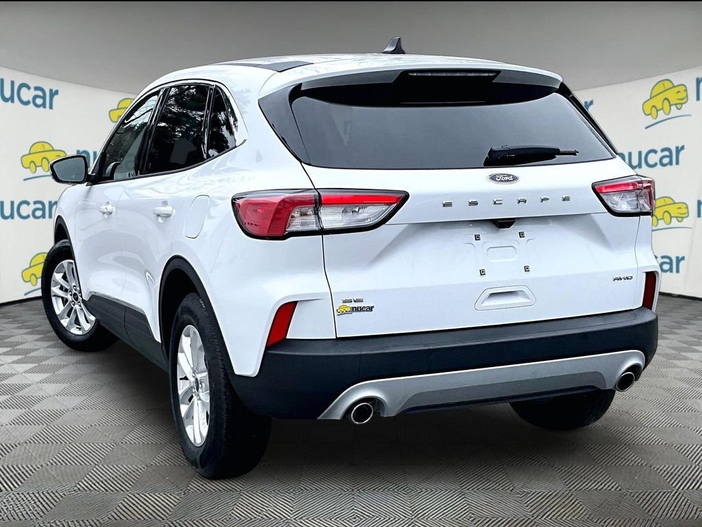 Used 2021 White Ford SE image 2
