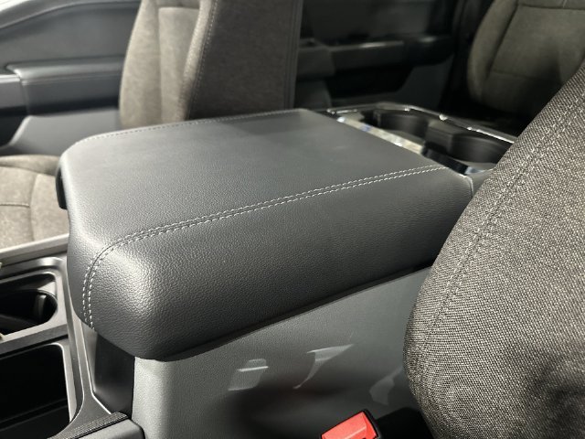 New 2027 White Ford XLT image 28