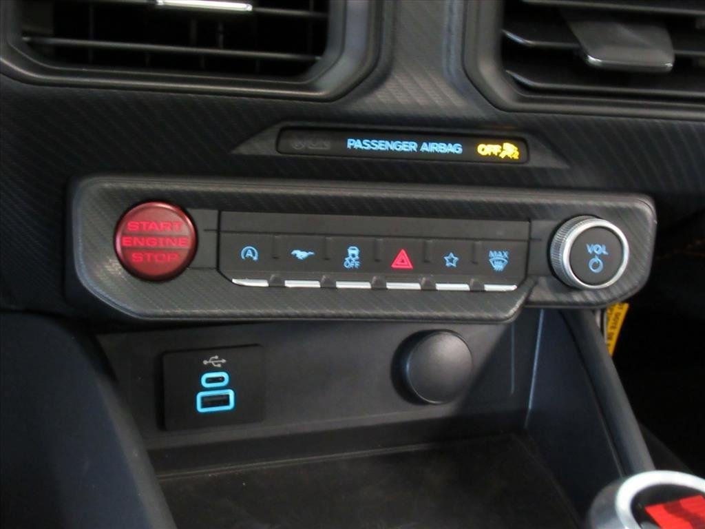 2025 Ford Mustang GT Fastback - Photo 30