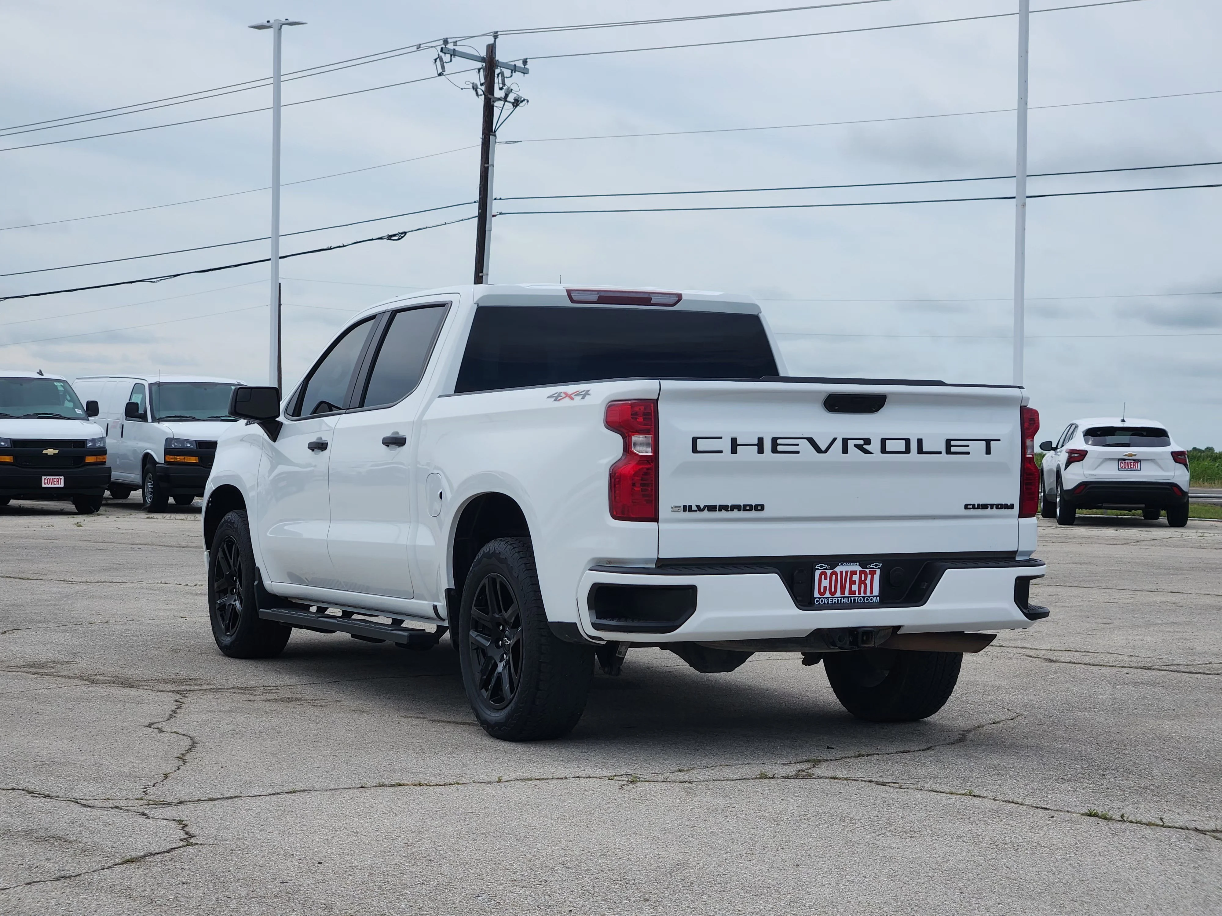 Used 2023 Summit White Chevrolet Custom image 5