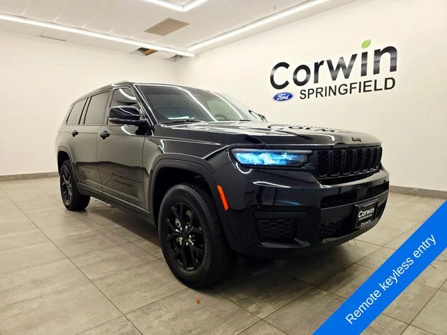 Used 2024 Diamond Black Jeep Altitude X image 6