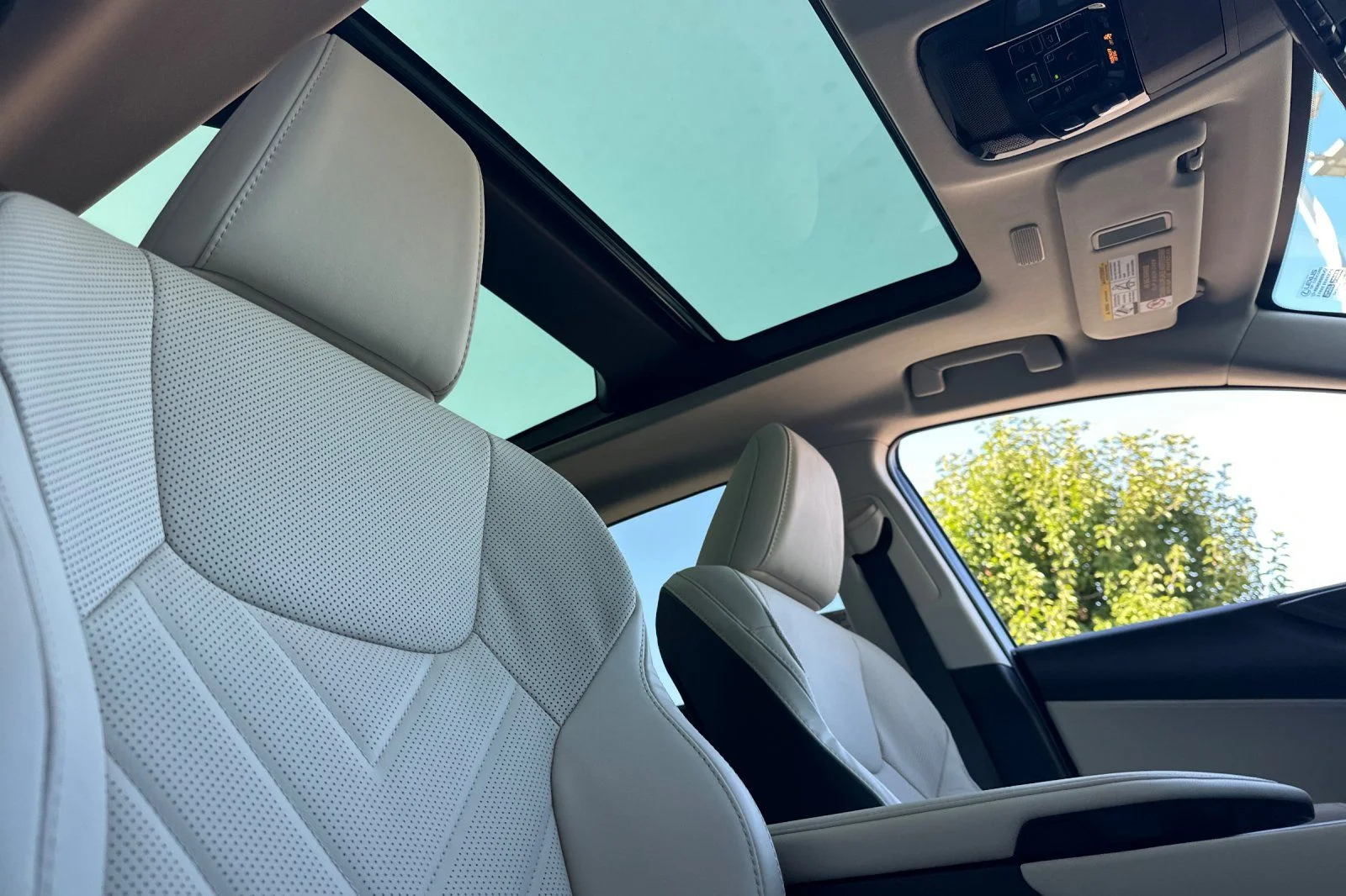 2026 Lexus NX 350 Luxury - Photo 14