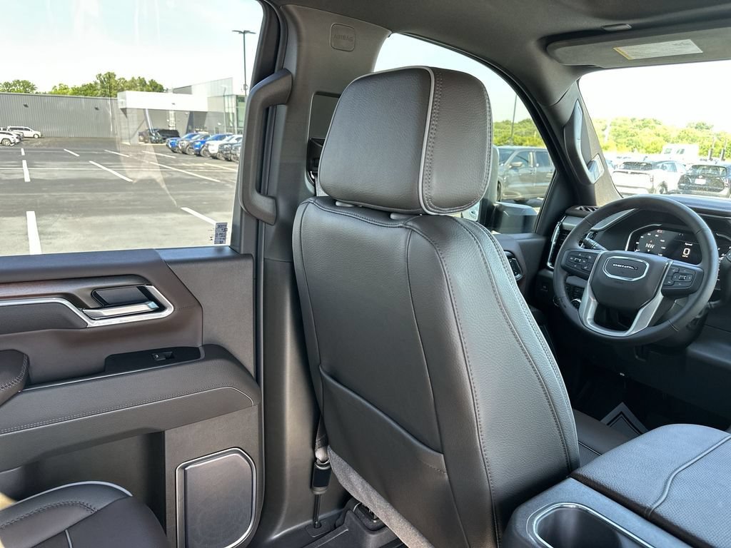 Used 2026 Glacier White Tricoat GMC Denali image 15