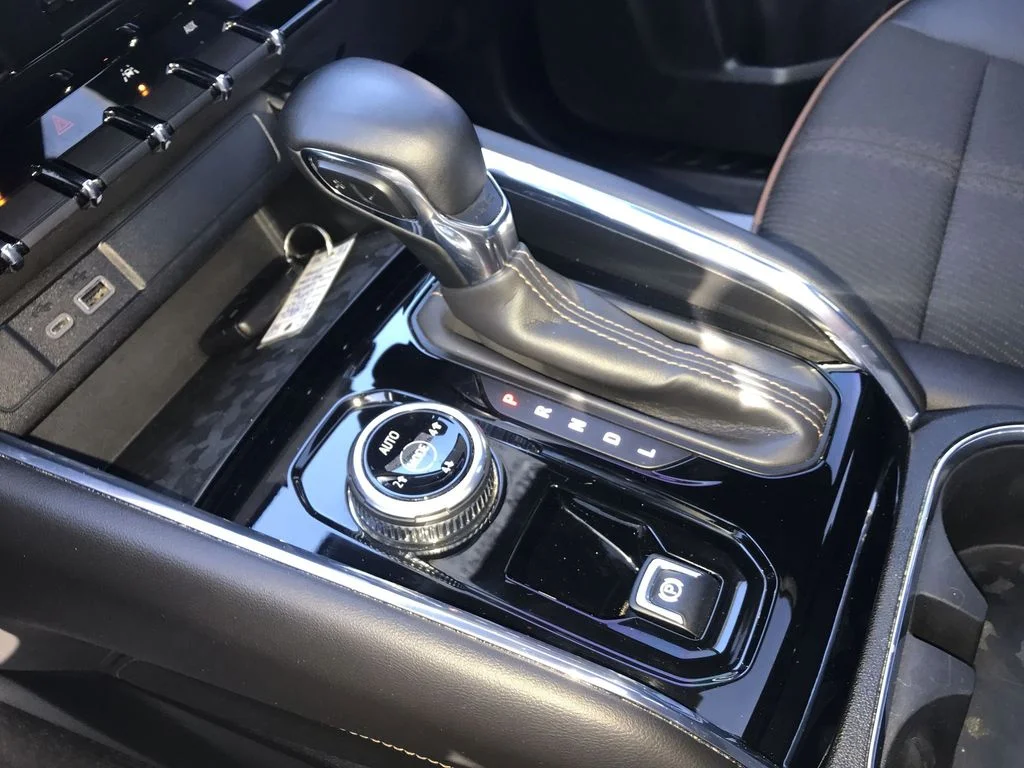 Used 2023 Silver GMC AT4 image 19