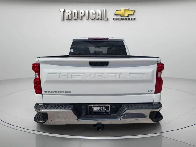 Used 2023 SUMMIT WHITE Chevrolet LT image 4