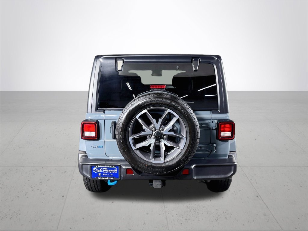Used 2024 Gray Jeep Sport S 4xe image 8