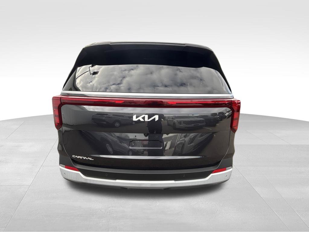 Certified Used 2026 Gray Kia EX image 4