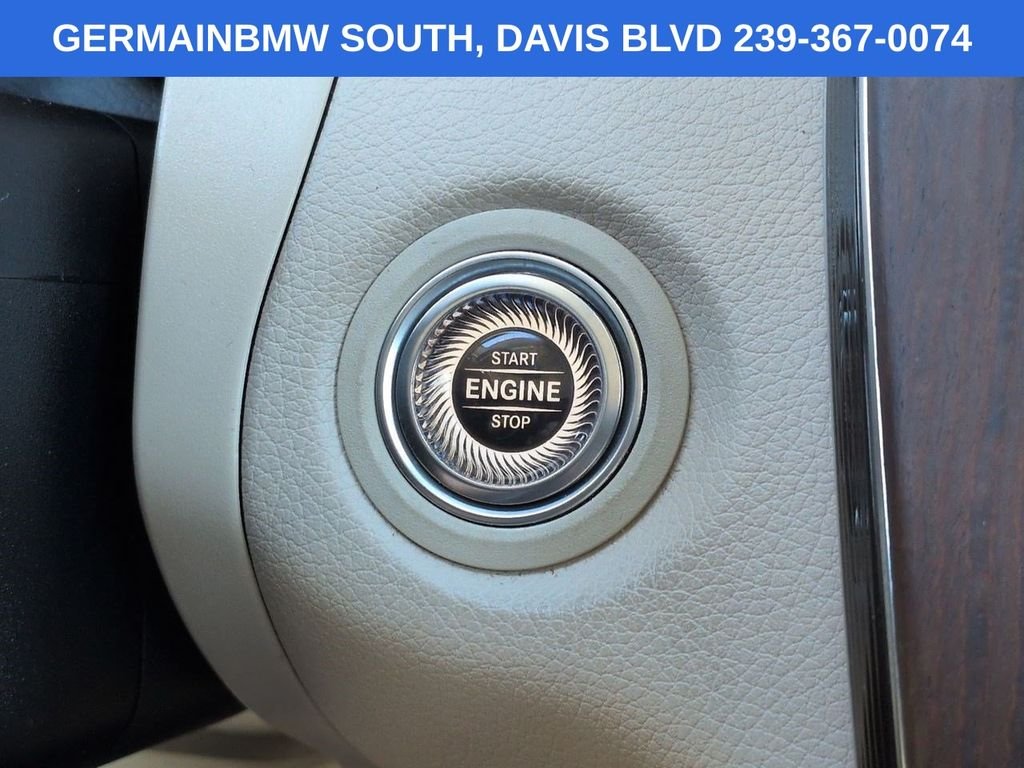 Used 2022 Polar White Mercedes-Benz GLC 300 image 30