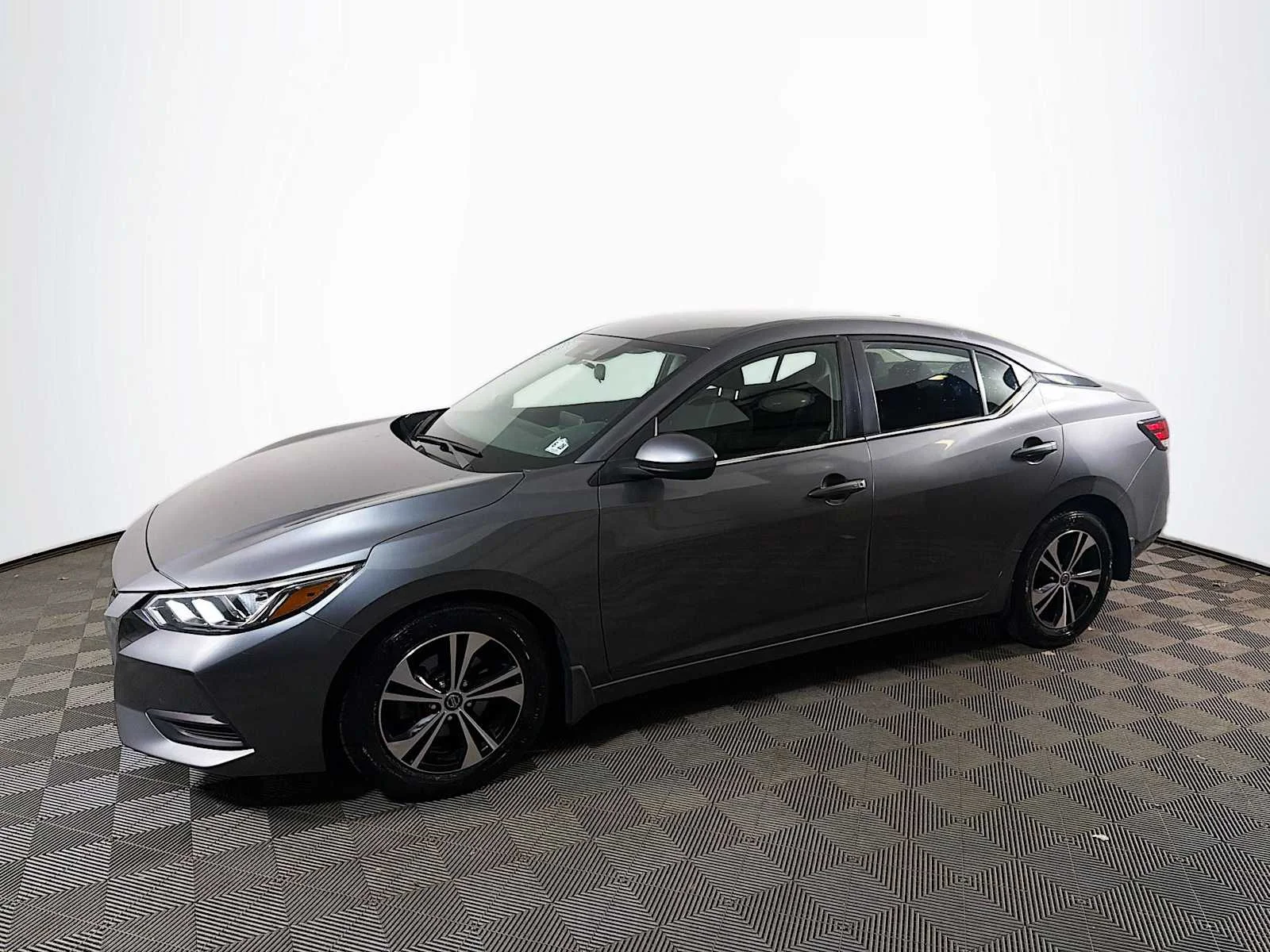 2023 Nissan Sentra SV CVT's photo