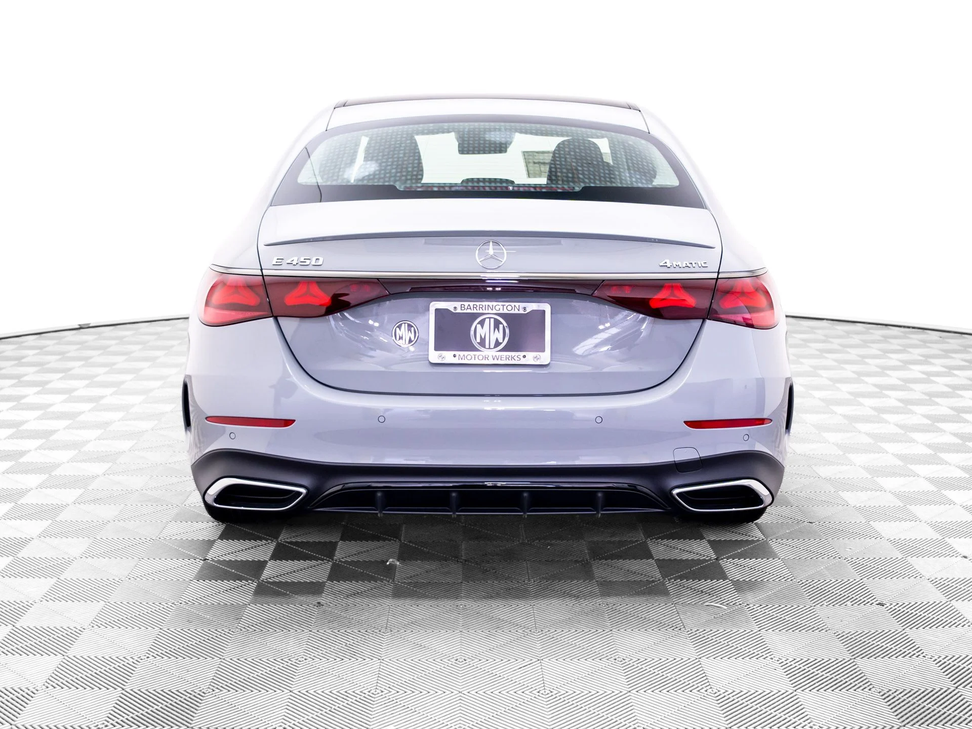 New 2027 Gray Mercedes-Benz E 450 image 4