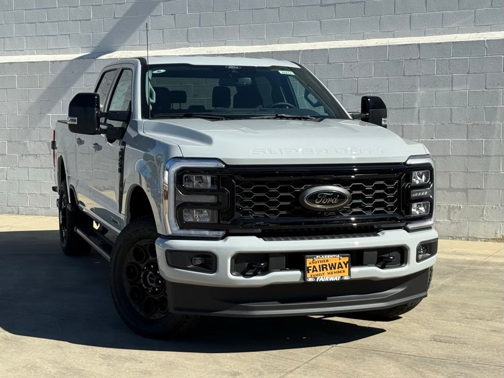 2026 Ford F-250 Super Duty Lariat - Photo 2