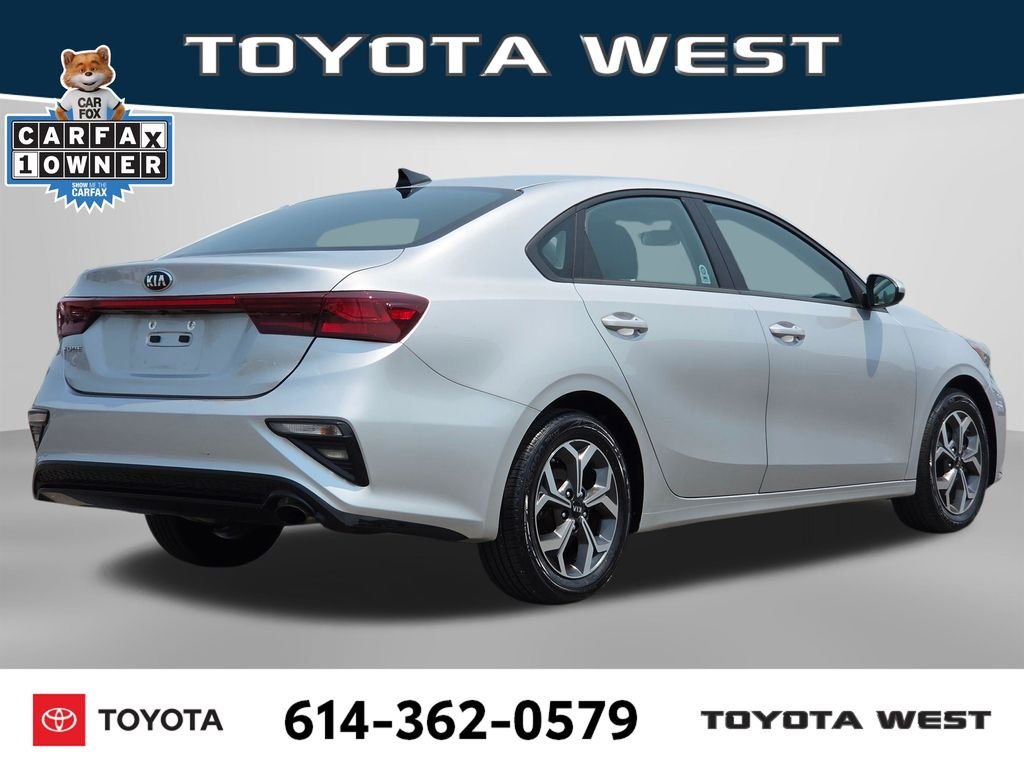 Used 2020 Silver Kia LXS image 8