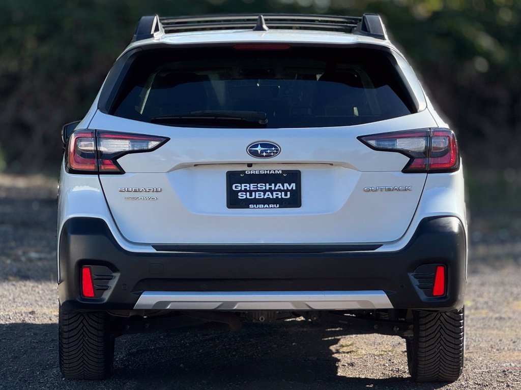 Used 2021 Crystal White Pearl Subaru Limited image 5