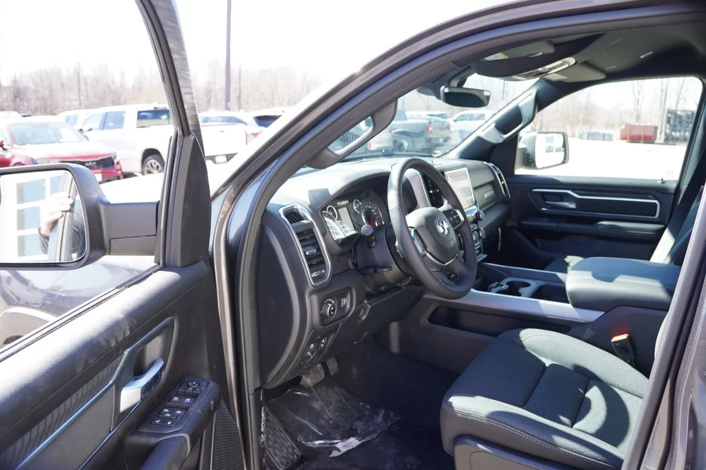 New 2026 Granite Crystal Metallic Clearcoat RAM Big Horn image 10