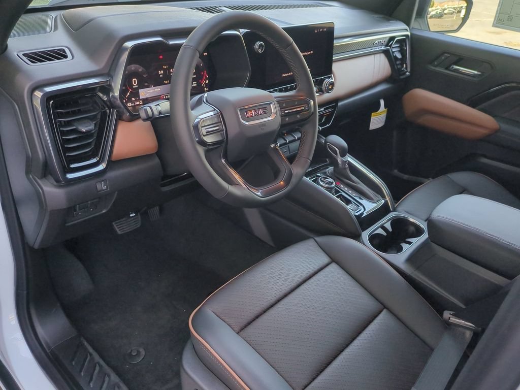 2026 GMC Canyon AT4 - Photo 11