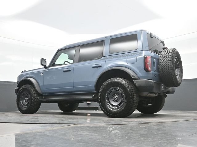 Used 2025 Gray Ford Outer Banks image 19