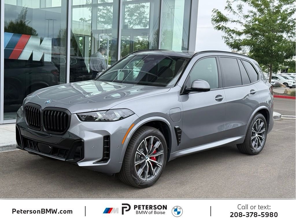 2026 BMW X5 xDrive50e's photo