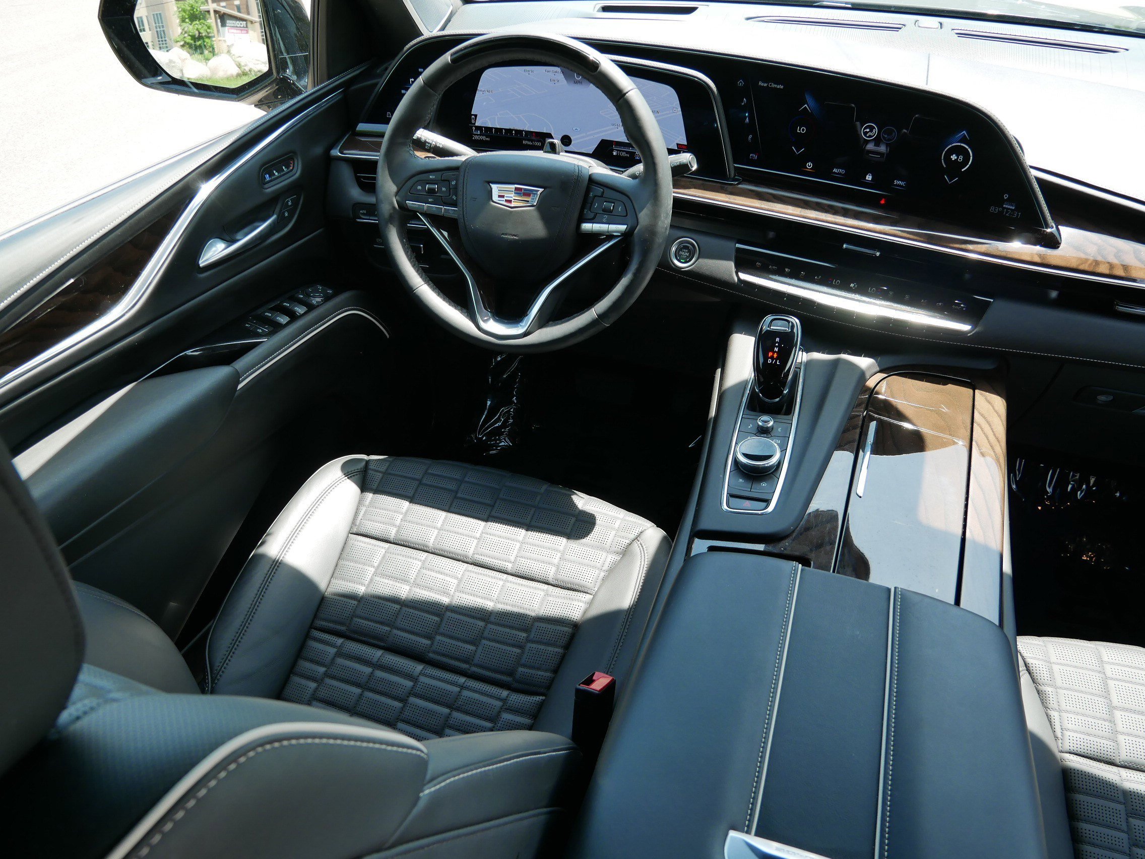 Certified Used 2024 Black Raven Cadillac Premium Luxury Platinum image 7