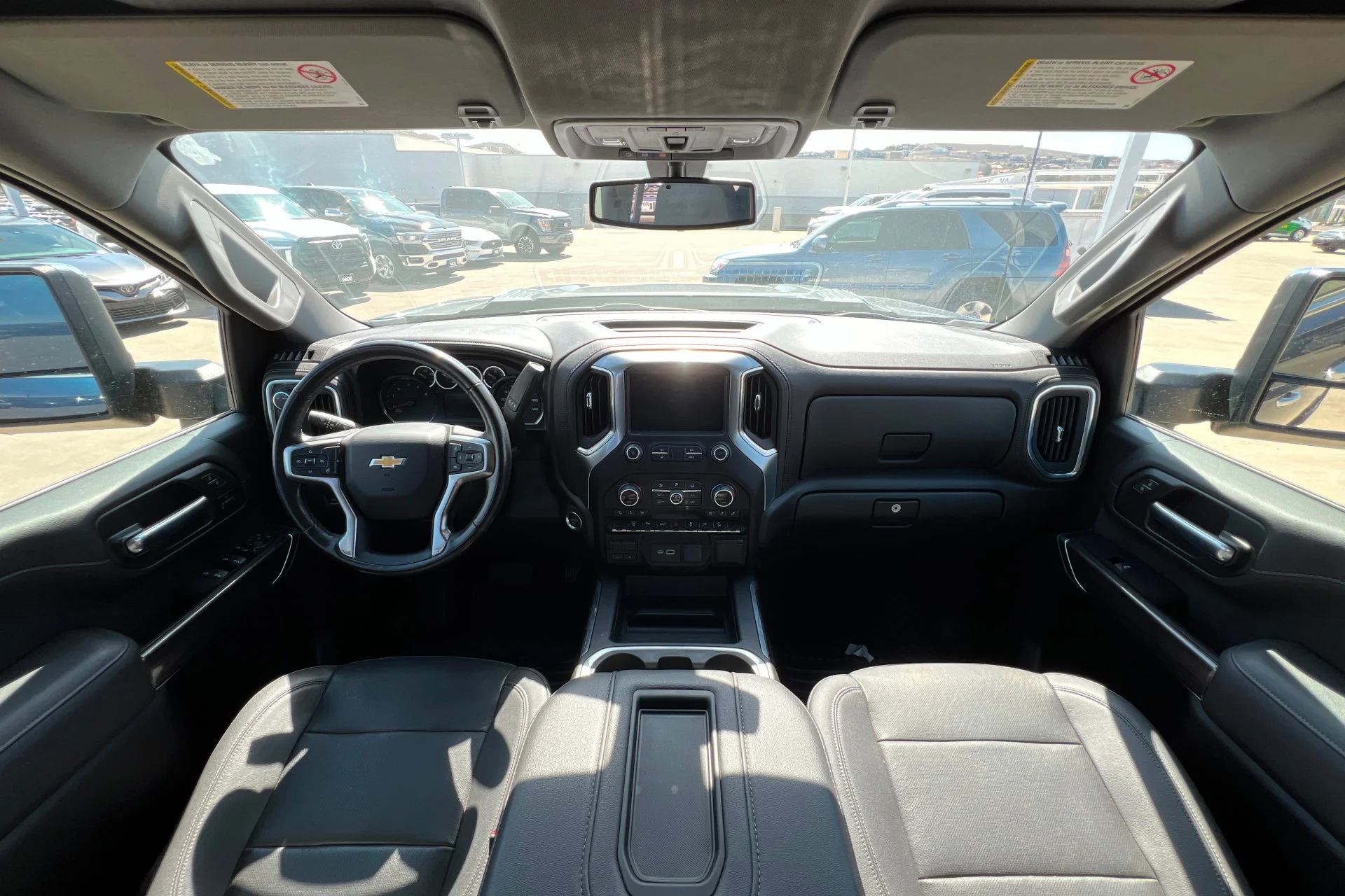 2022 Chevrolet Silverado 3500HD LTZ - Photo 9