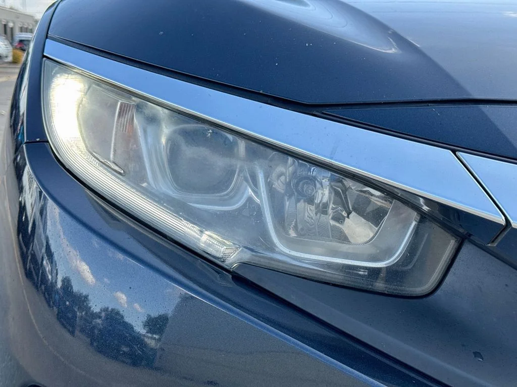 Used 2018 Blue Honda EX image 34