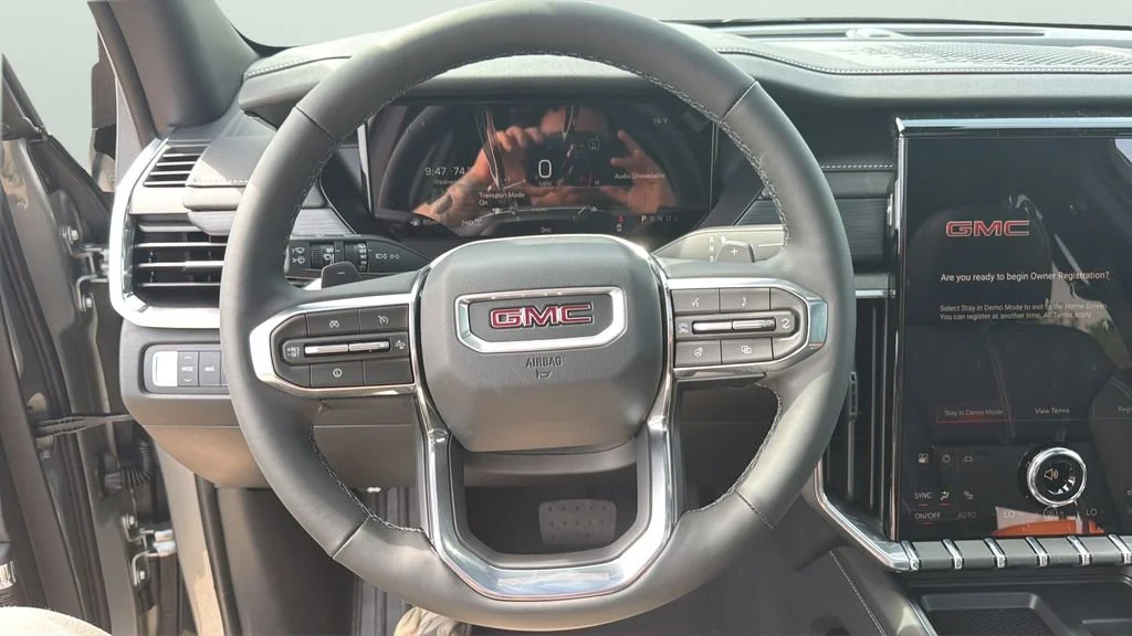2026 GMC Acadia Elevation - Photo 10