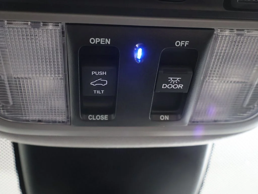 Used 2023 Gray Honda Elite image 38