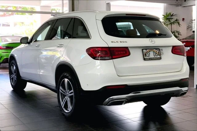 Used 2022 White Mercedes-Benz GLC 300 image 5
