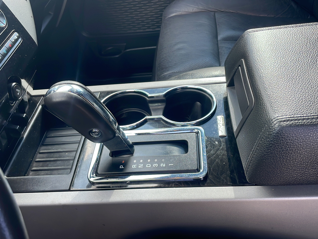 Used 2014 White Ford Limited image 23