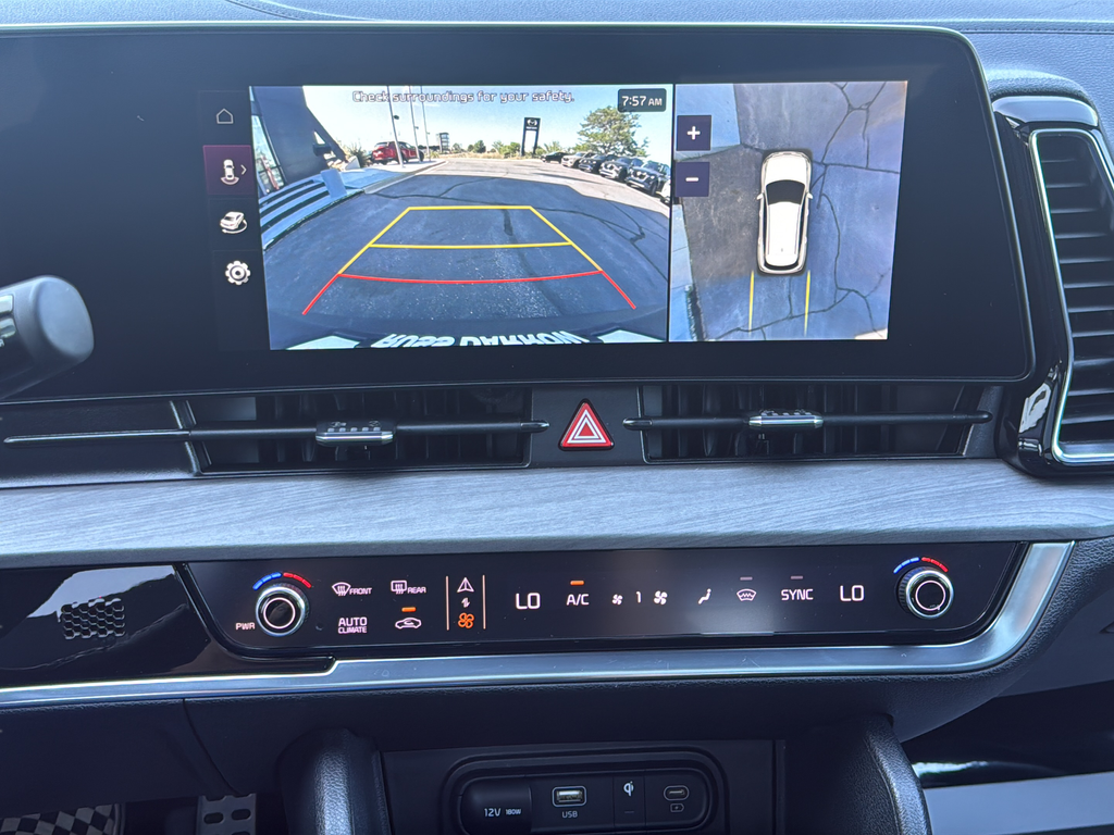 Used 2023 White Kia X-Pro Prestige image 22
