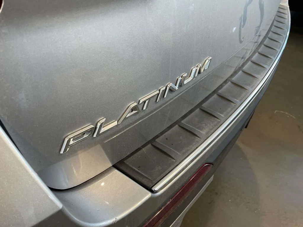 Used 2021 Silver Metallic Ford Platinum image 8