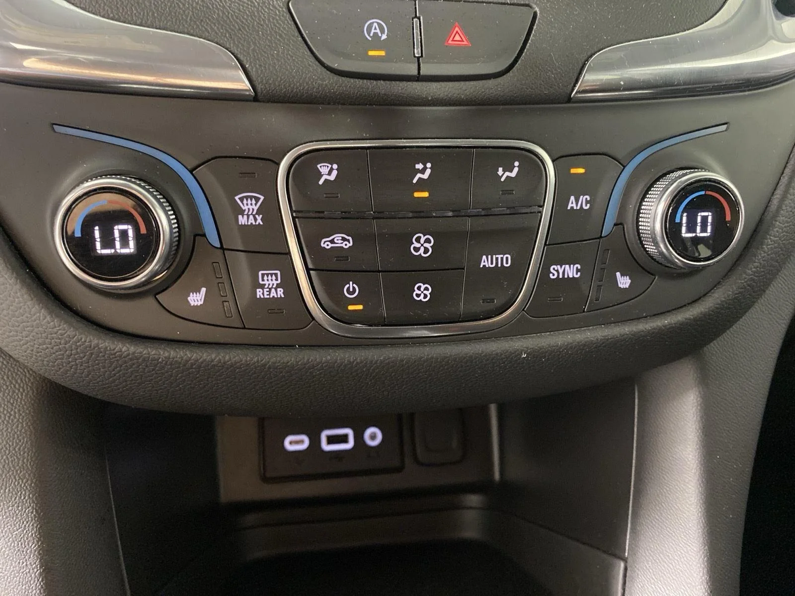 Used 2024 Summit White Chevrolet  image 19