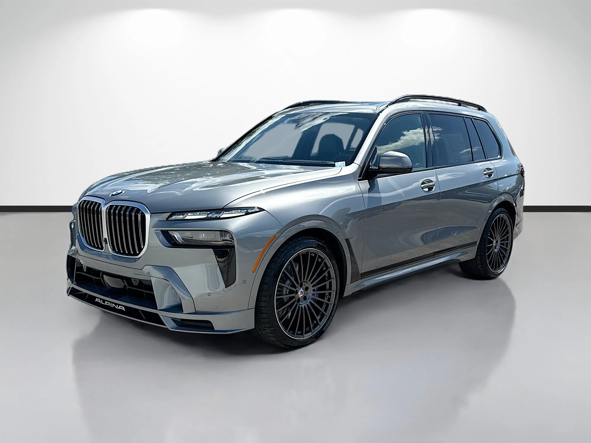 New 2026 Skyscraper Grey Metallic BMW ALPINA XB7 image 7
