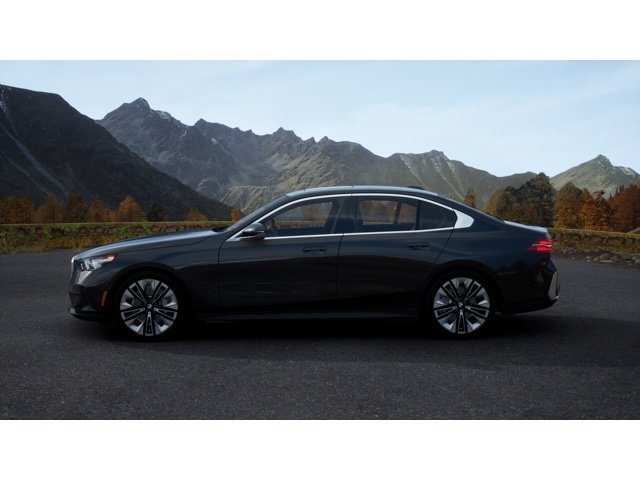 New 2027 Dark Graphite Metallic BMW 530i xDrive image 4