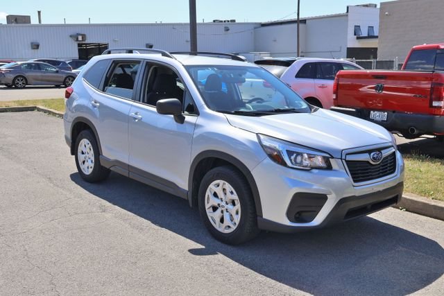 Used 2019 Silver Subaru Base image 7