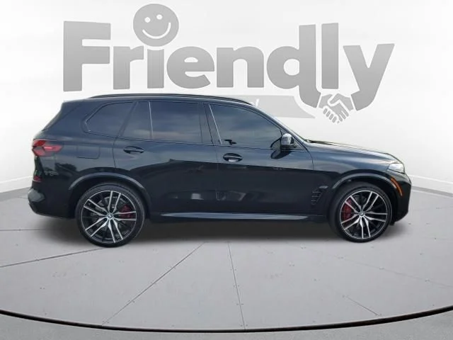 Used 2025 Black BMW M60i image 6