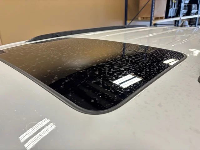 New 2026 White/off-white Jeep Laredo Altitude image 17